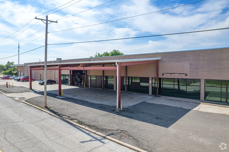 820 SW 3rd St, Oklahoma City, OK for lease - Primary Photo - Image 1 of 7