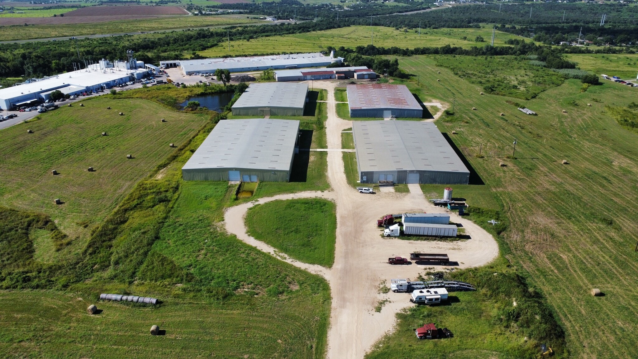 Taylor Light Industrial Park portfolio of 6 properties for sale on LoopNet.ca Building Photo- Image 1 of 6