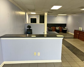 837-857 Lane Allen Rd, Lexington, KY à louer Photo intérieure- Image 1 de 7