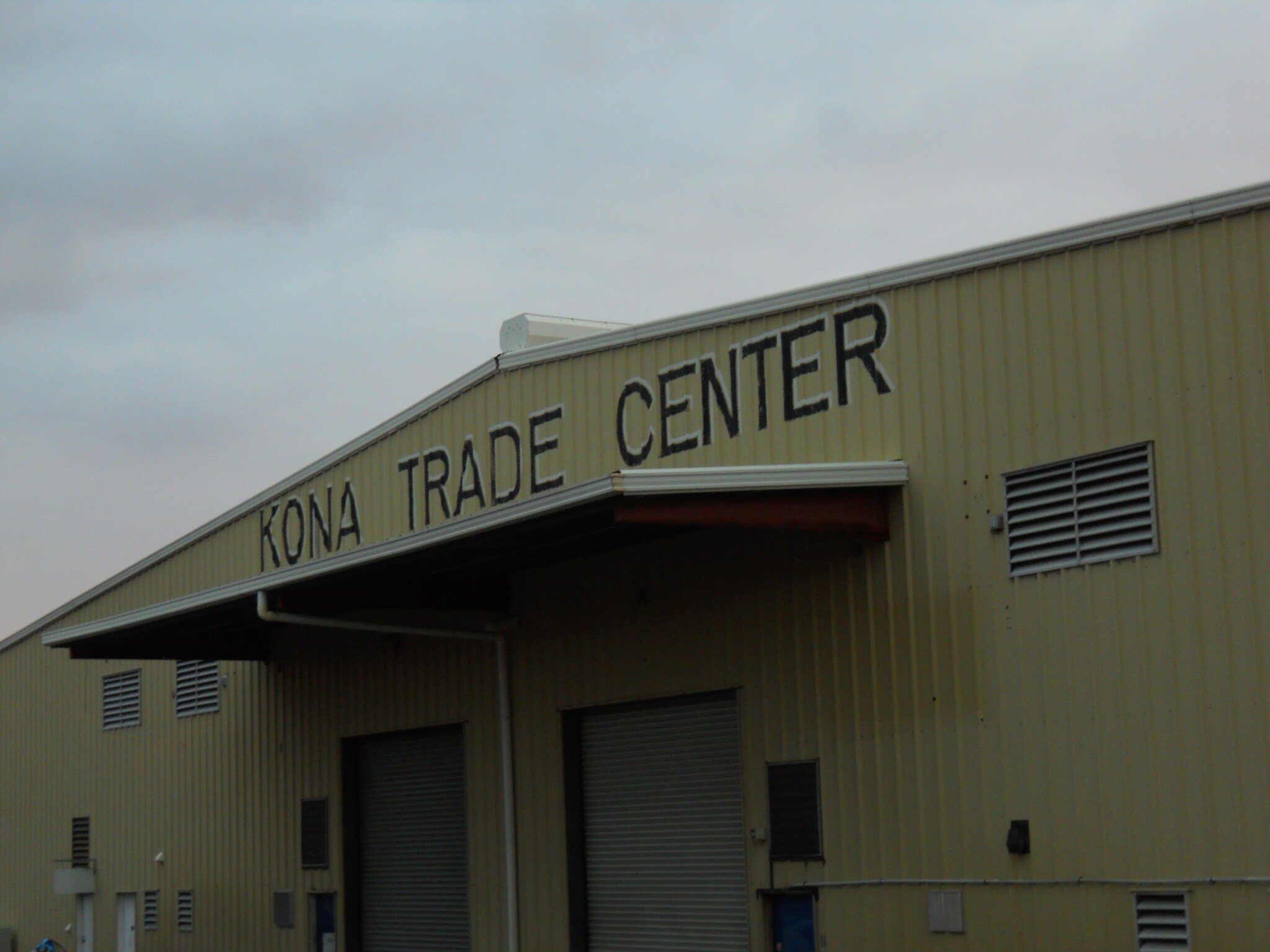 73-4820 Kanalani St, Kailua Kona, HI à louer Photo principale- Image 1 de 2