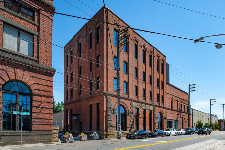 5840-5890 Airport Way S, Seattle, WA à louer - Photo principale - Image 3 de 21