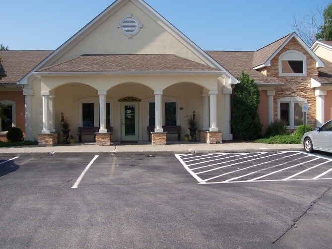 2603-2607 Route 52, East Fishkill, NY à louer - Photo du bâtiment - Image 3 de 4