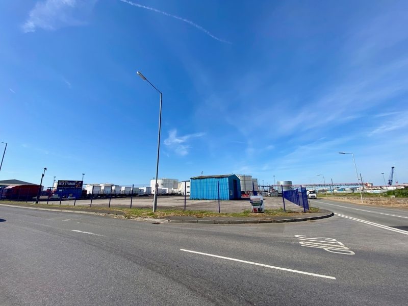 Rover Way, Cardiff for lease Primary Photo- Image 1 of 4