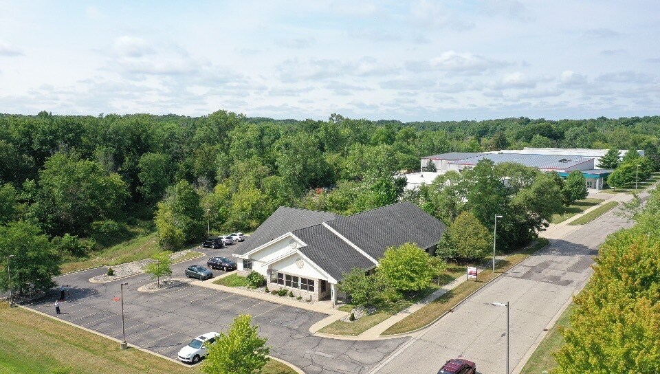 4169 Legacy Pky, Lansing, MI for sale Building Photo- Image 1 of 10