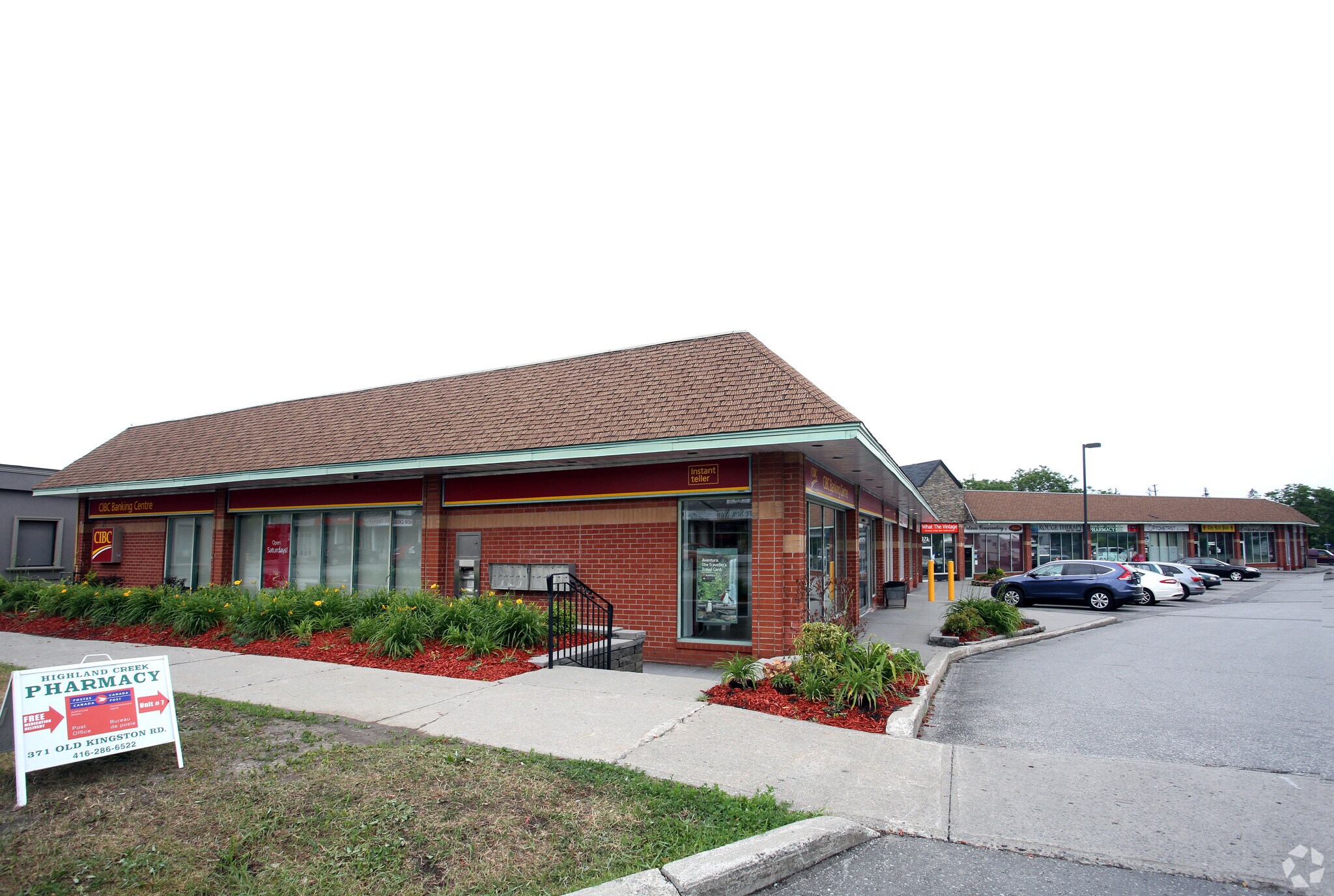 371-385 Old Kingston Rd, Toronto, ON for sale Primary Photo- Image 1 of 1