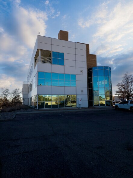 2600 The American Rd SE, Rio Rancho, NM for lease - Building Photo - Image 2 of 12