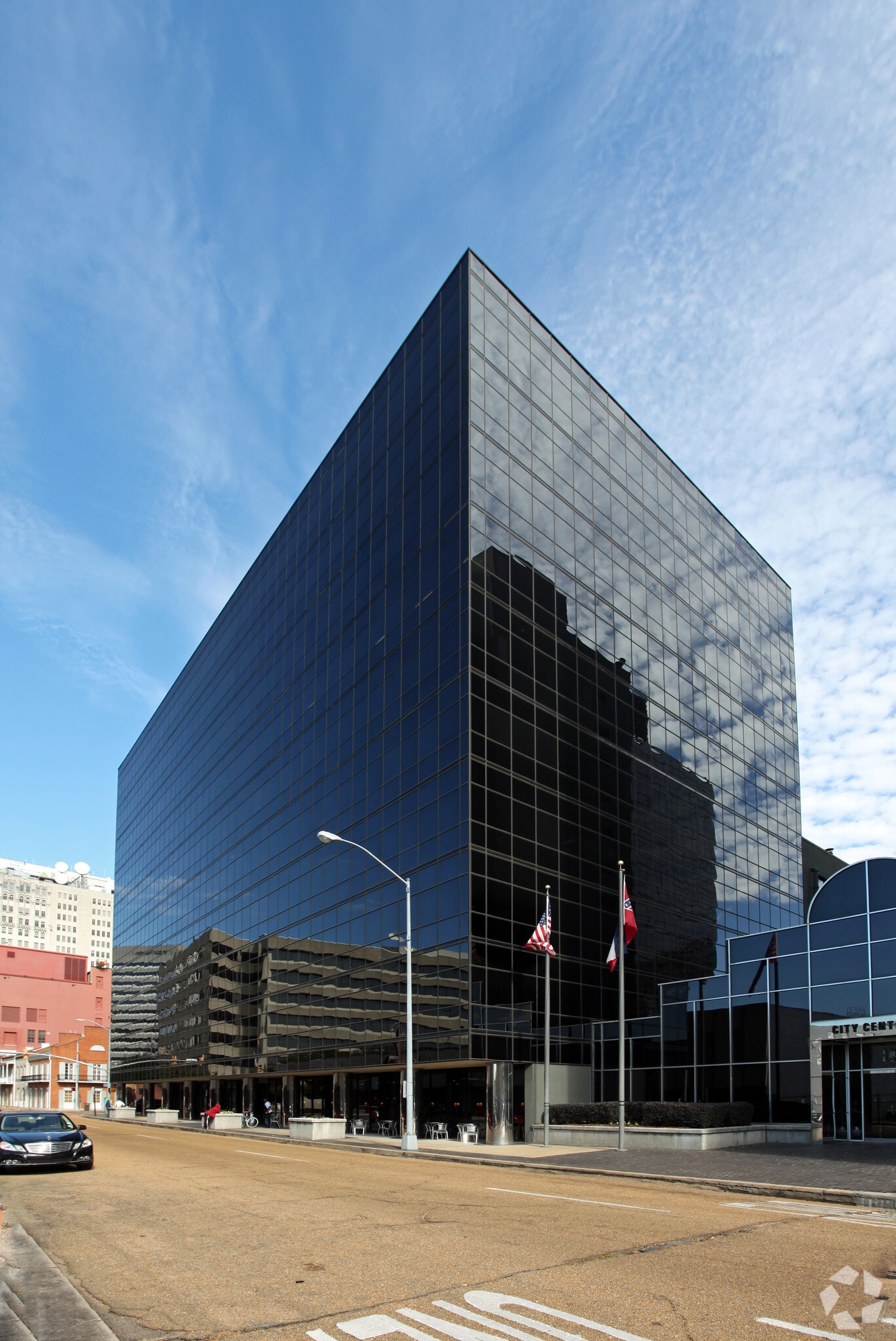 200 S Lamar St, Jackson, MS for sale Primary Photo- Image 1 of 7