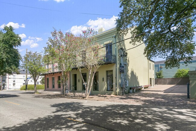More details for 1600 Prytania St, New Orleans, LA - Retail for Lease