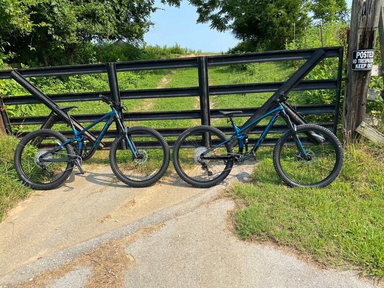 1658 Pinecrest Rd, Jacksboro, TN for sale - Building Photo - Image 2 of 6