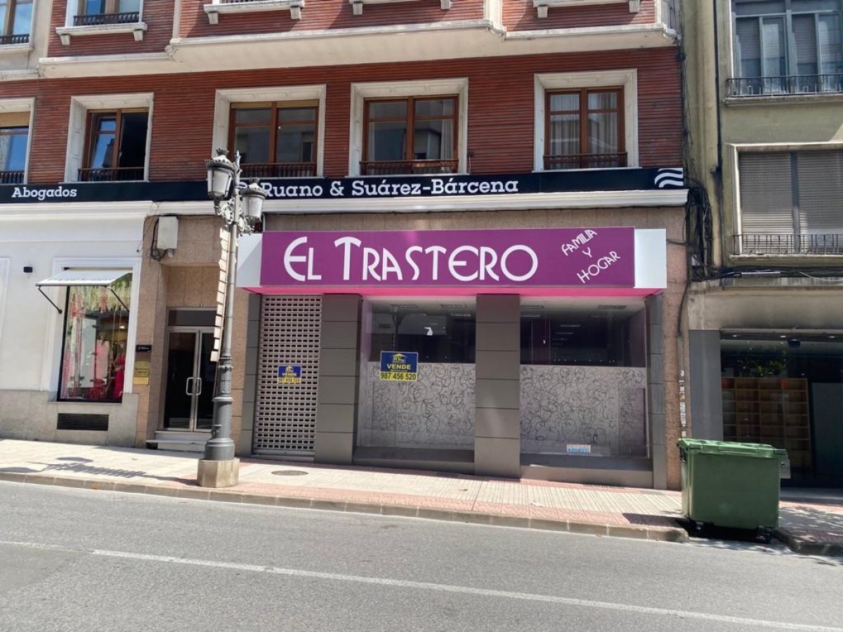 Retail in León for sale Building Photo- Image 1 of 15