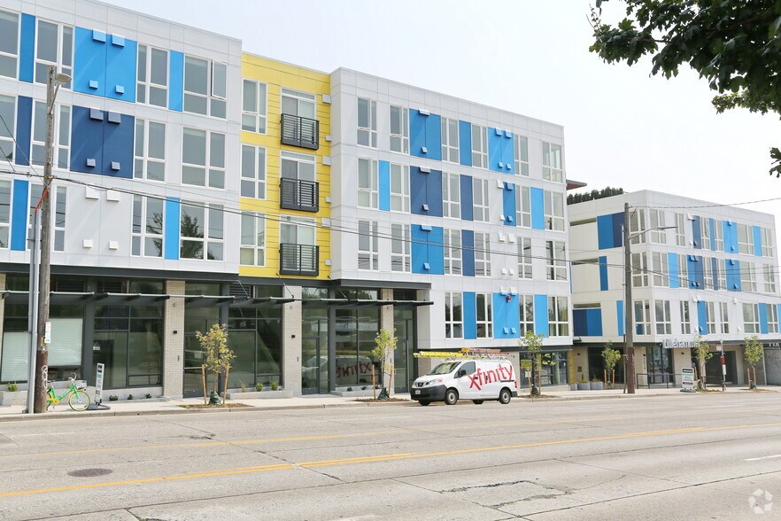 7016 15th Ave NW, Seattle, WA à louer - Photo du bâtiment - Image 3 de 38