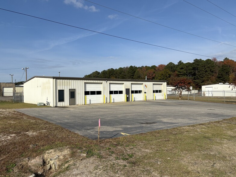 135 Crow Run, Rockingham, NC for sale - Building Photo - Image 1 of 7