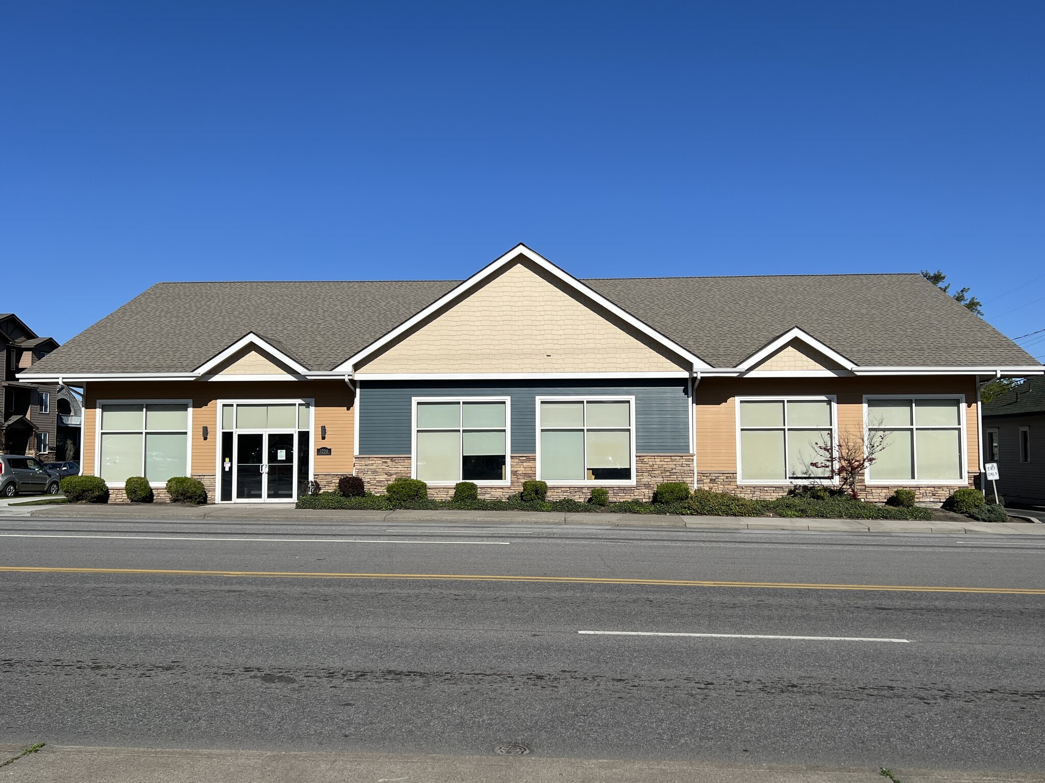 1720 N Hamilton St, Spokane, WA for lease Primary Photo- Image 1 of 4