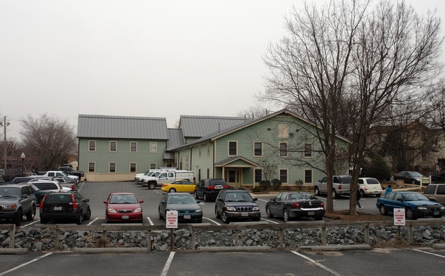 Plus de détails pour 101 South St SE, Leesburg, VA - Bureau à vendre