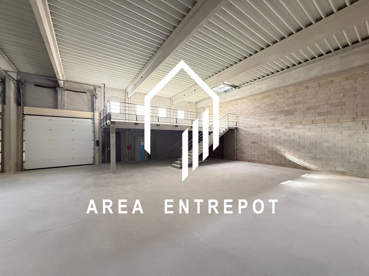 291 Chem. des Pinchinades, Les Pennes-Mirabeau, BDR 13170 -  -  - Interior Photo - Image 1 of 6