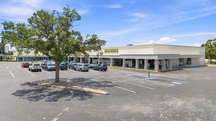 850-898 49th St, Saint Petersburg, FL for lease - Building Photo - Image 2 of 12