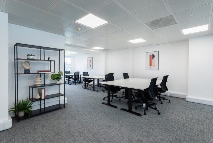 4 City Rd, Londres à louer - Photo du bâtiment - Image 2 de 29