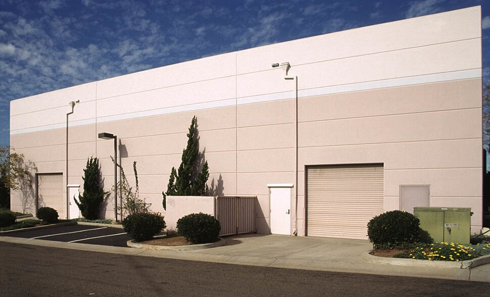 435 Carmel St, San Marcos, CA à vendre - Autre - Image 2 de 5