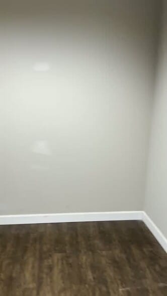 5441-5445 Telegraph Rd, Saint Louis, MO for lease - Commercial Listing Video - Image 3 of 3