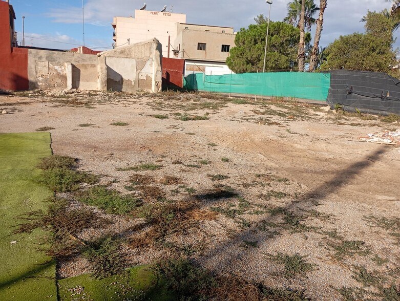 Avenida de la Constitución, 41, Murcia, Murcia à vendre - Photo du bâtiment - Image 3 de 14