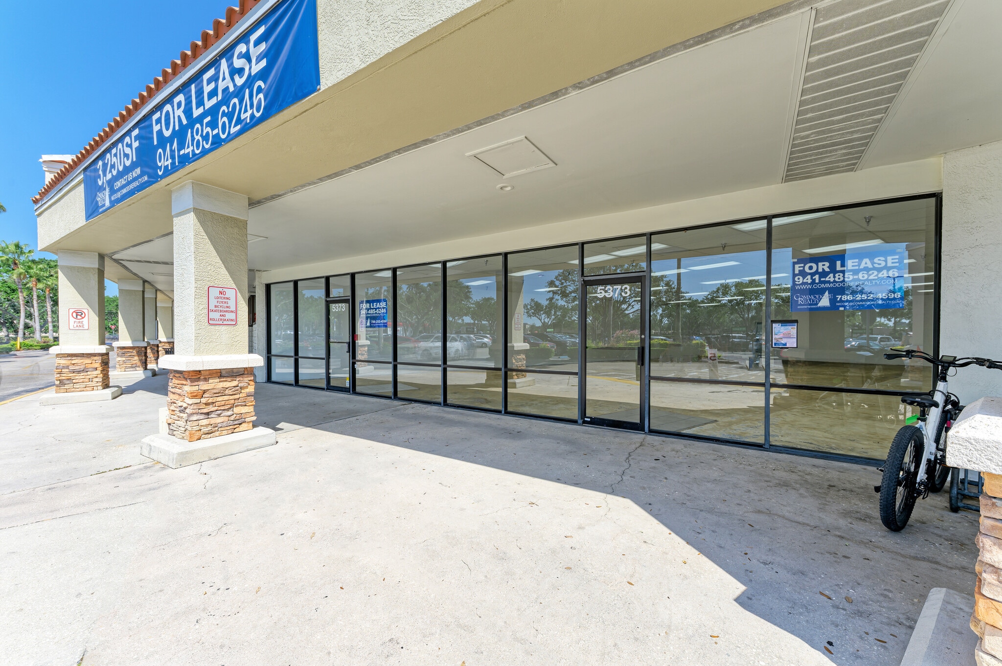 5301-5553 Fruitville Rd, Sarasota, FL for lease Interior Photo- Image 1 of 12