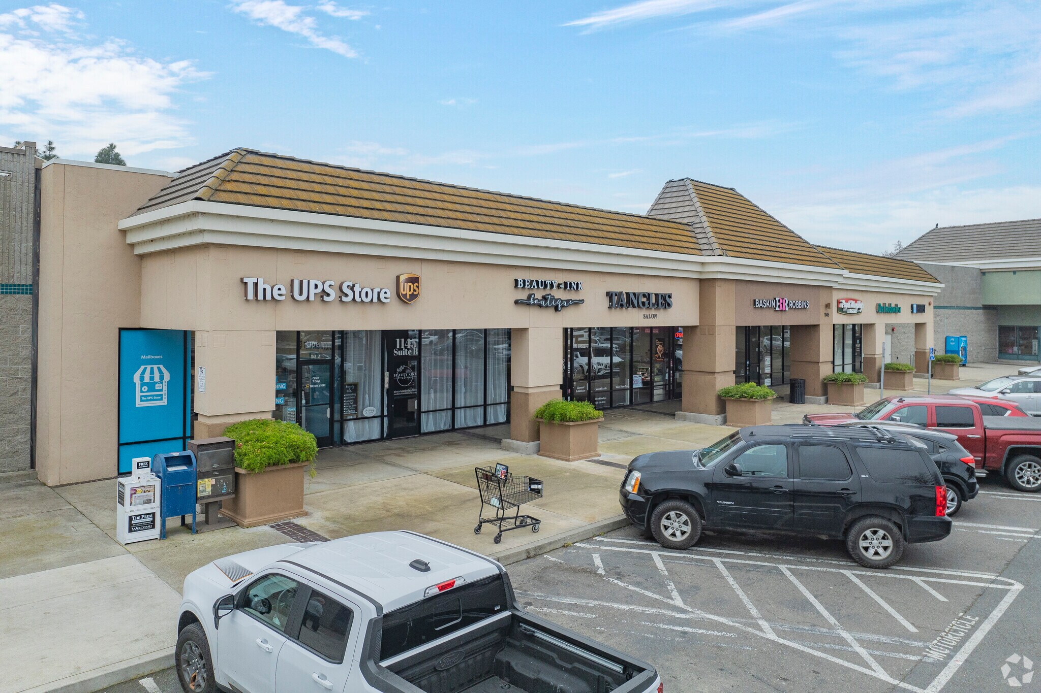 1145 2nd St, Brentwood, CA à louer Photo principale- Image 1 de 7