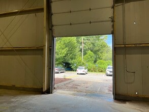 128 Bingham Rd, Asheville, NC for lease Interior Photo- Image 2 of 5