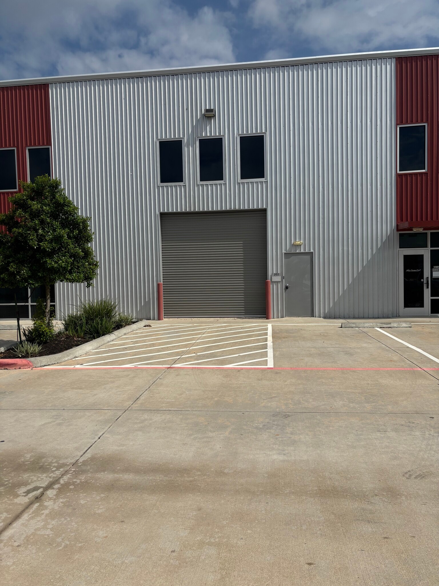 22131 Rothwood Rd, Spring, TX for lease Interior Photo- Image 1 of 3