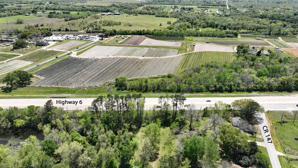 24702 Highway 6 @ Froberg St, Alvin, TX à vendre - Aérien - Image 2 de 4