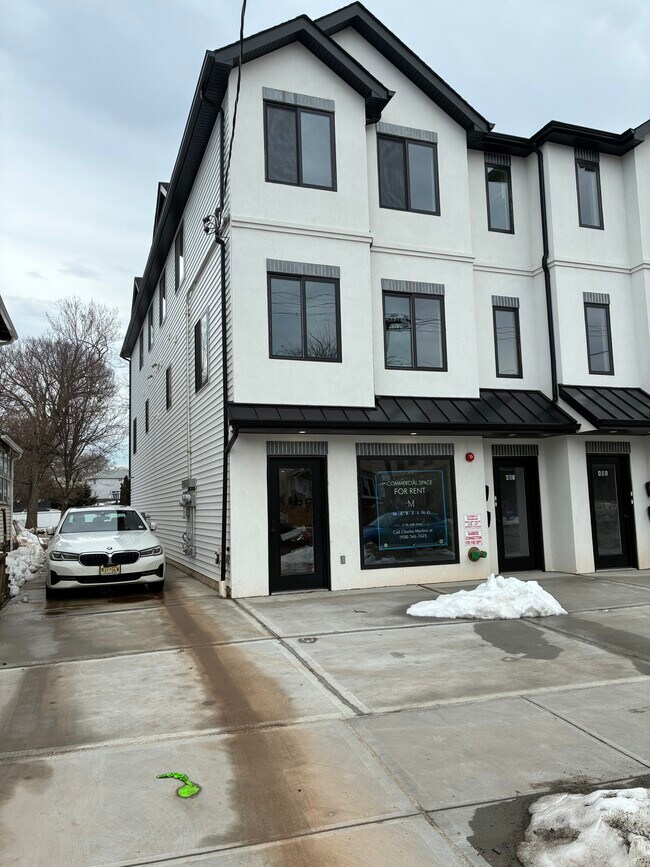 More details for 481 Jewett Ave, Staten Island, NY - Retail for Lease
