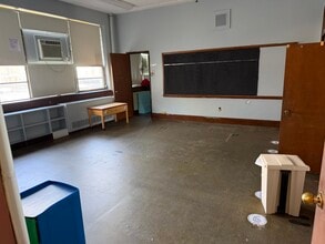 385 High St, Fall River, MA for lease Interior Photo- Image 2 of 16