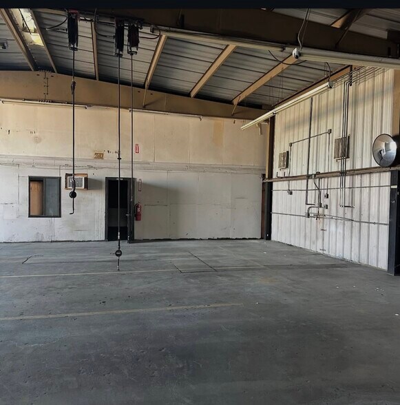 5006 E Calle San Raphael, Palm Springs, CA à louer - Photo du bâtiment - Image 2 de 9