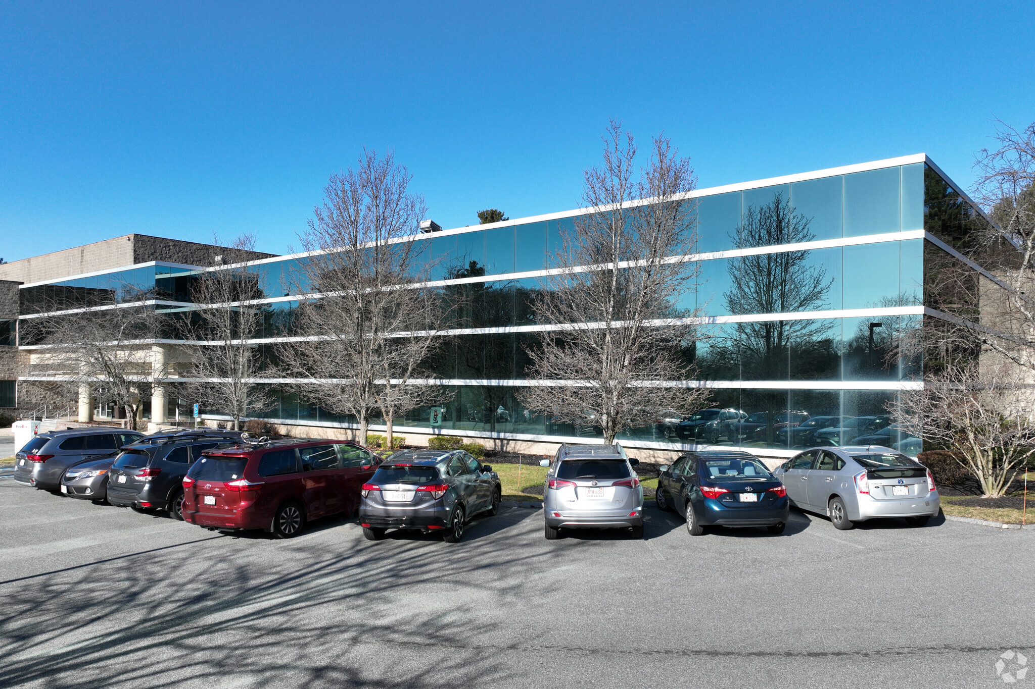 300 Rosewood Dr, Danvers, MA for lease Primary Photo- Image 1 of 5