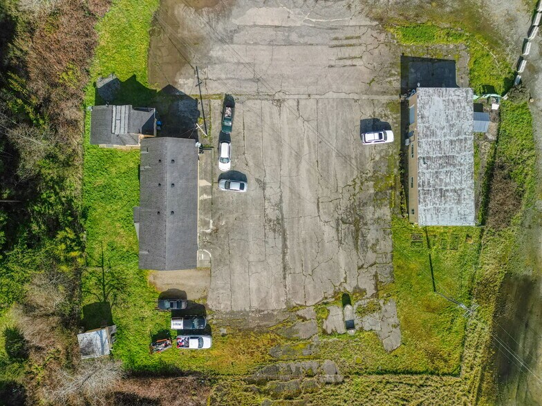 645 Elk Valley Rd, Crescent City, CA à vendre - Photo du bâtiment - Image 3 de 31