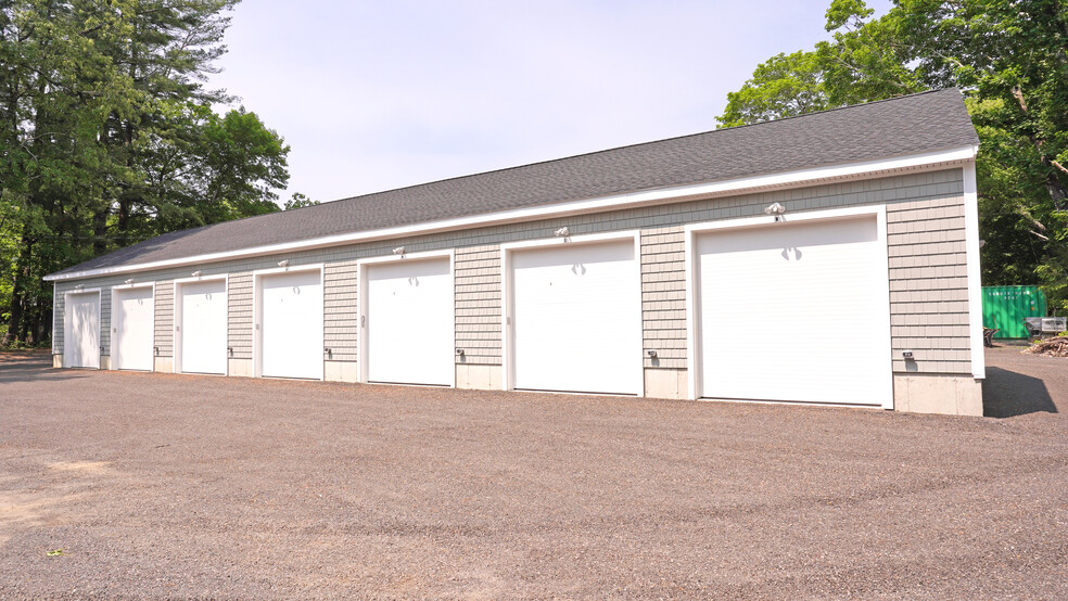 341 Wareham St, Middleboro, MA for lease - Building Photo - Image 3 of 9