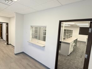 2500 W Washington Ave, Las Vegas, NV à louer Photo intérieure- Image 2 de 8