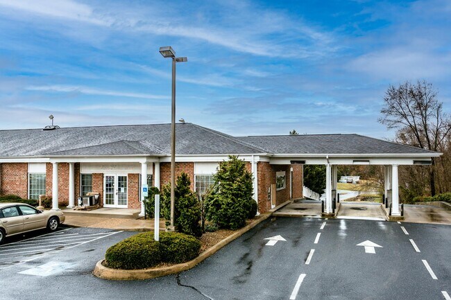 Plus de détails pour 9972 Spotswood Trl, Mcgaheysville, VA - Commerce de détail à louer