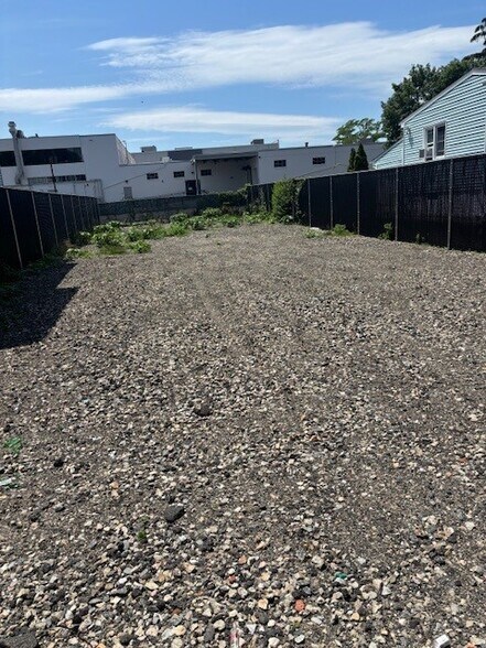 26 Hanover St, Stamford, CT à louer - Photo du bâtiment - Image 3 de 6