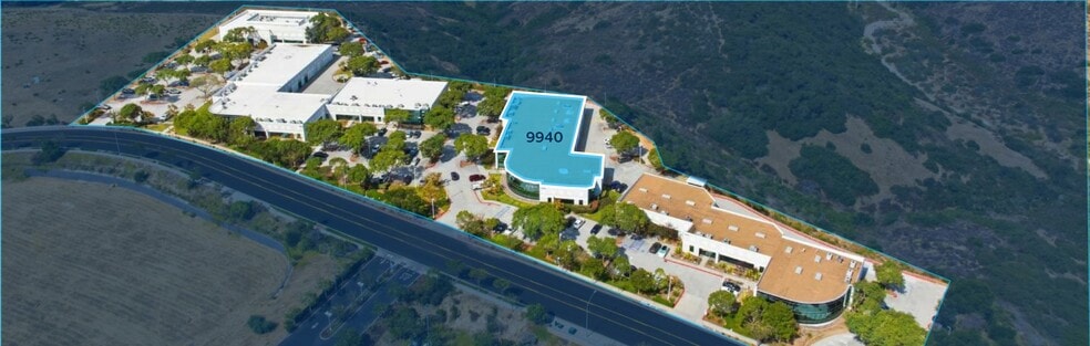 9940 Summers Ridge Rd, San Diego, CA à louer - Photo du bâtiment - Image 3 de 6