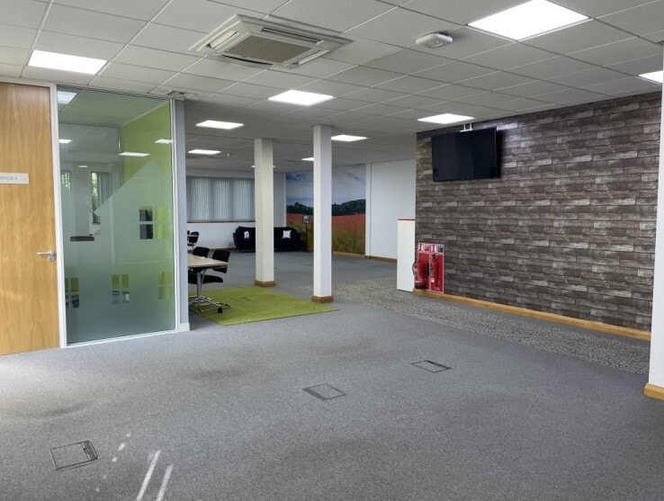 Horton Av, Devizes for lease - Interior Photo - Image 3 of 7