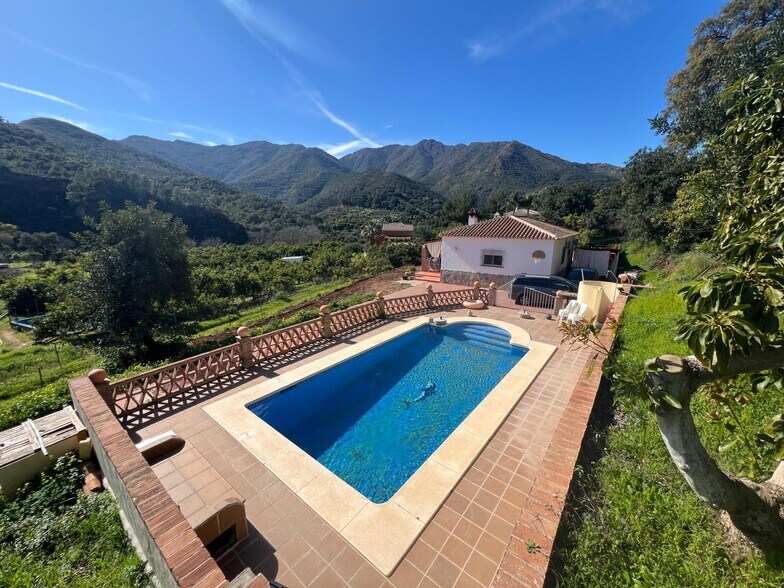 Polígono 15 Paraje, 164, Coín, Málaga à vendre - Photo du bâtiment - Image 2 de 44