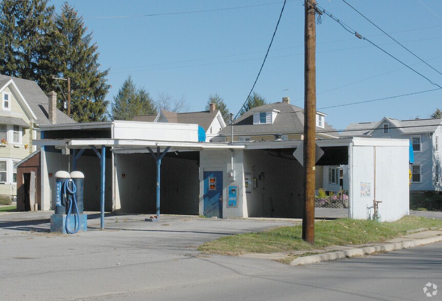 2710 Brook St, Duboistown, PA à vendre - Photo du bâtiment - Image 3 de 3