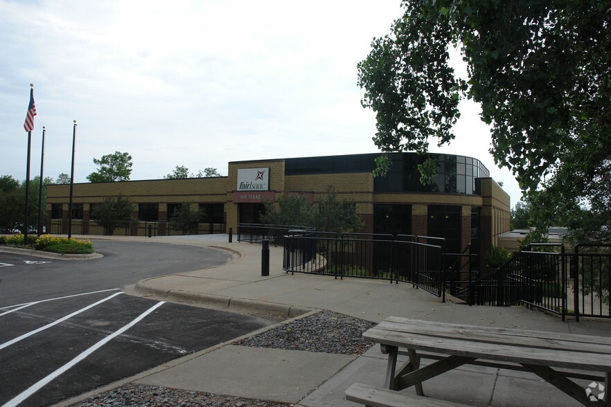 4295 Lexington Ave N, Arden Hills, MN for lease - Building Photo - Image 3 of 8