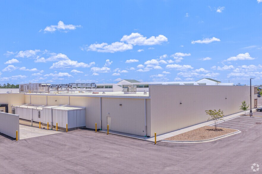 Platt Springs Rd, Lexington, SC à louer - Photo du bâtiment - Image 2 de 4