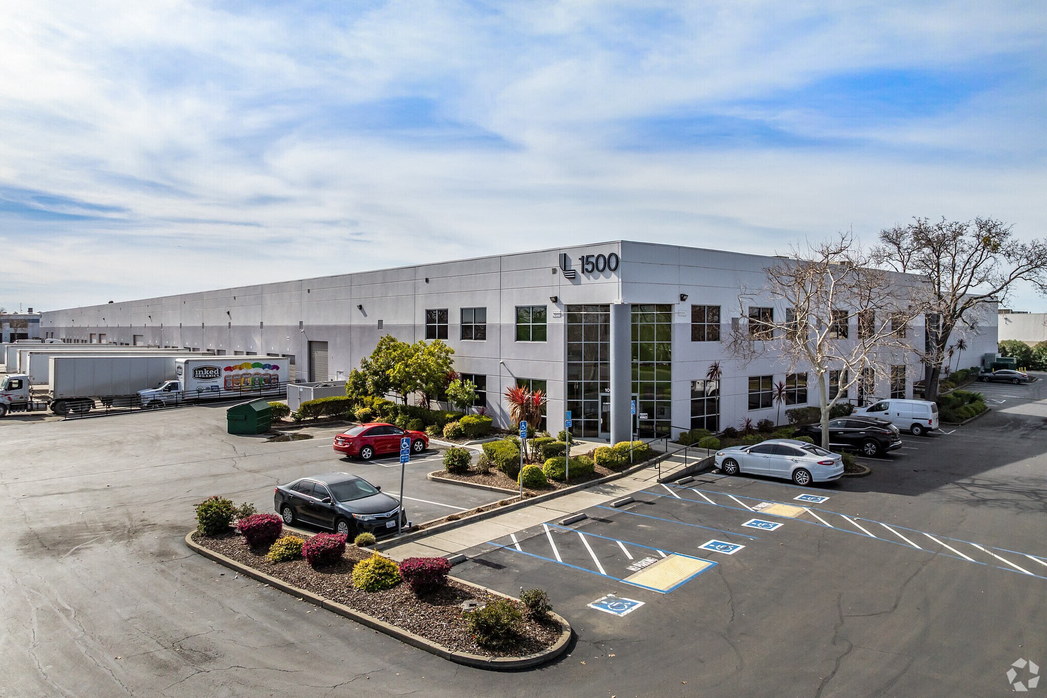 1500 Overland Ct, West Sacramento, CA à louer Photo du bâtiment- Image 1 de 17