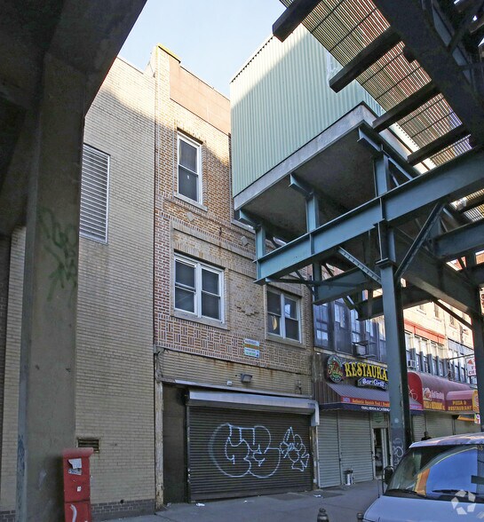 1478 Broadway, Brooklyn, NY for lease - Building Photo - Image 1 of 10