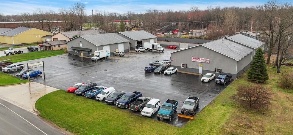 3319-3331 Dove Rd, Port Huron, MI à vendre - Photo du bâtiment - Image 3 de 9