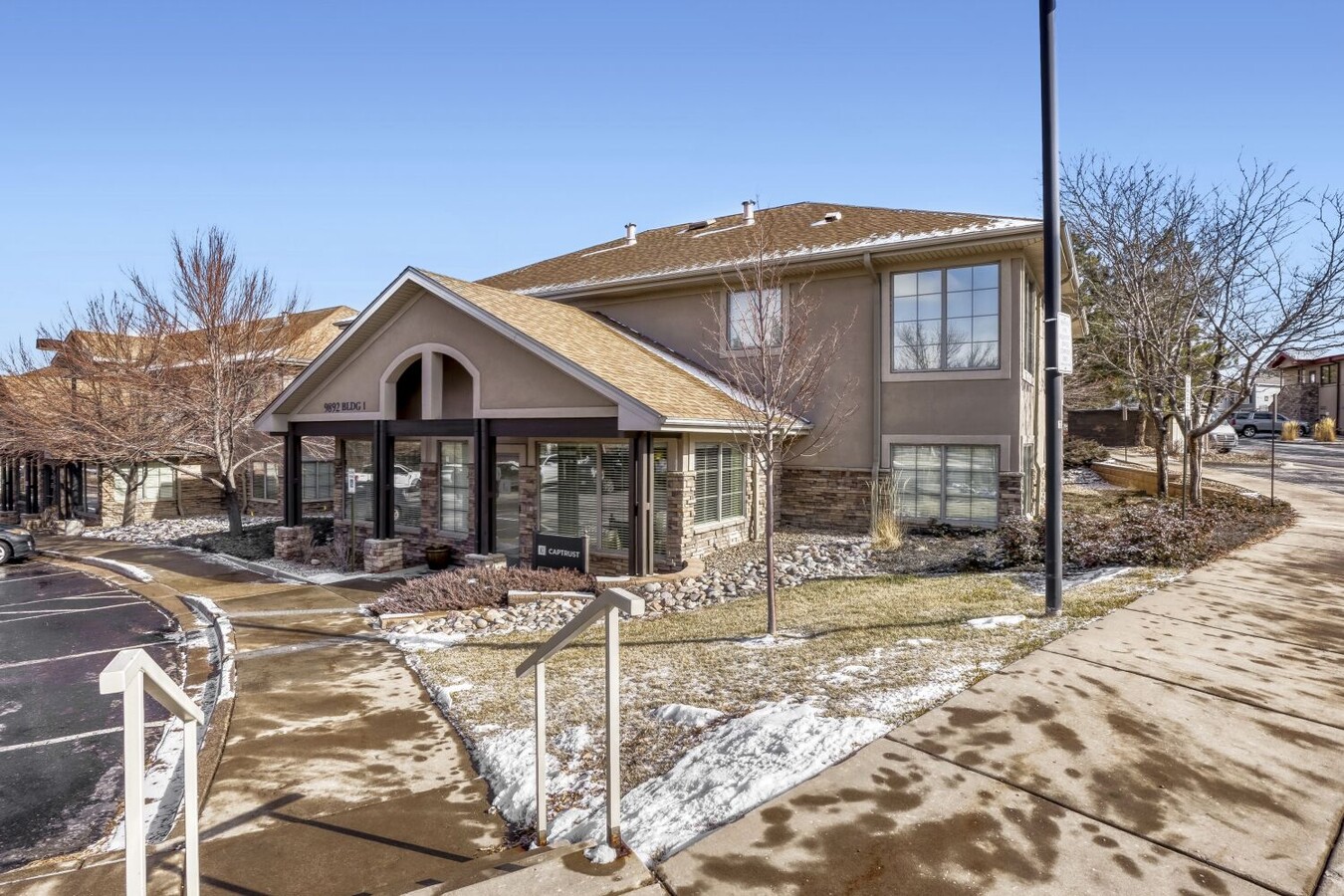 9892 Rosemont Ave, Lone Tree, CO 80124 - Unité 101 & 102 -  - Photo intérieure - Image 2 of 28