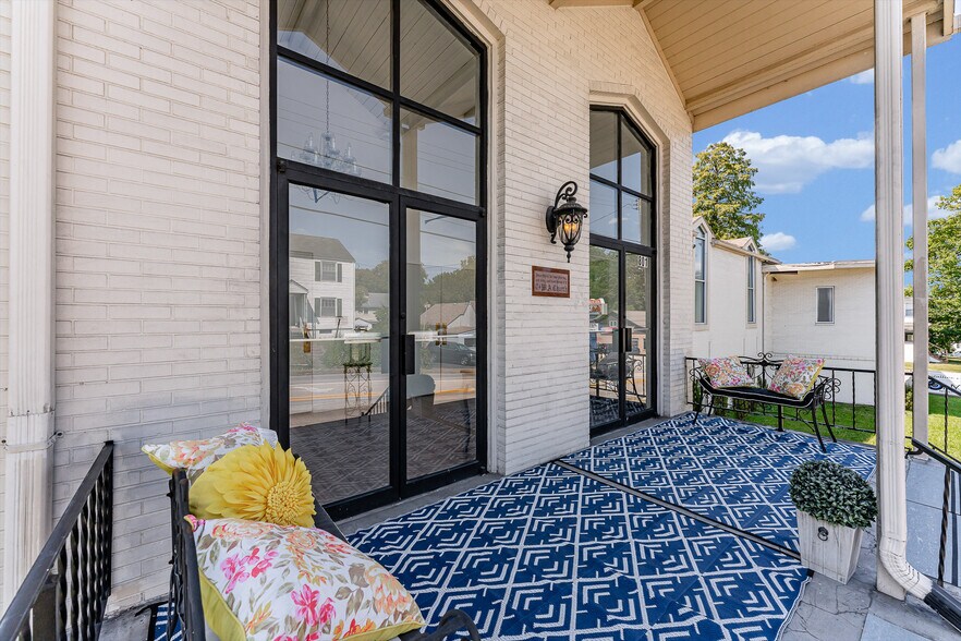 801 E Park Ave, Fairmont, WV à vendre - Photo du bâtiment - Image 2 de 46