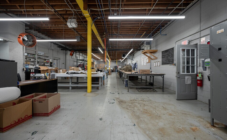 410 E Main St, Haw River, NC à vendre - Photo intérieure - Image 3 de 33